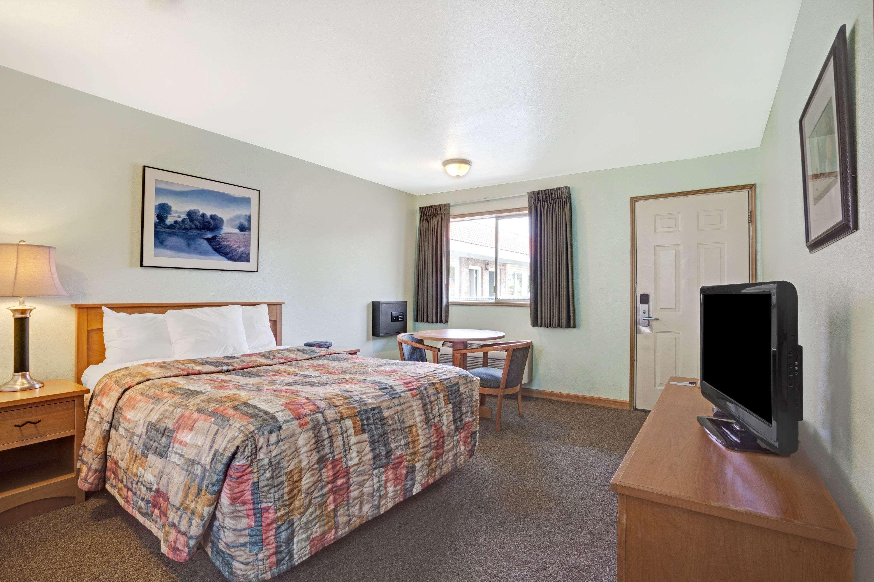 Travelodge By Wyndham Seattle North Of Downtown Buitenkant foto