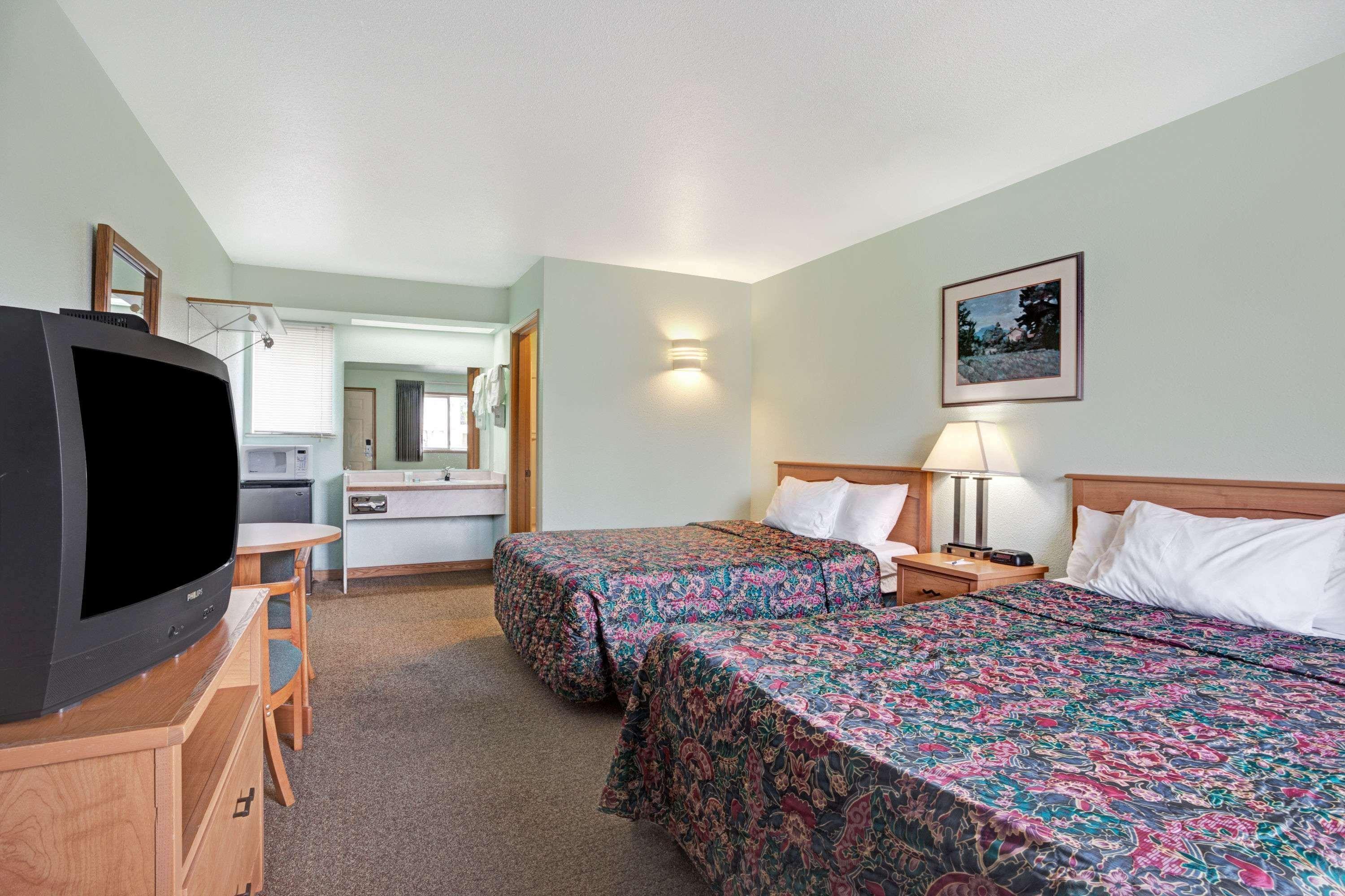 Travelodge By Wyndham Seattle North Of Downtown Buitenkant foto